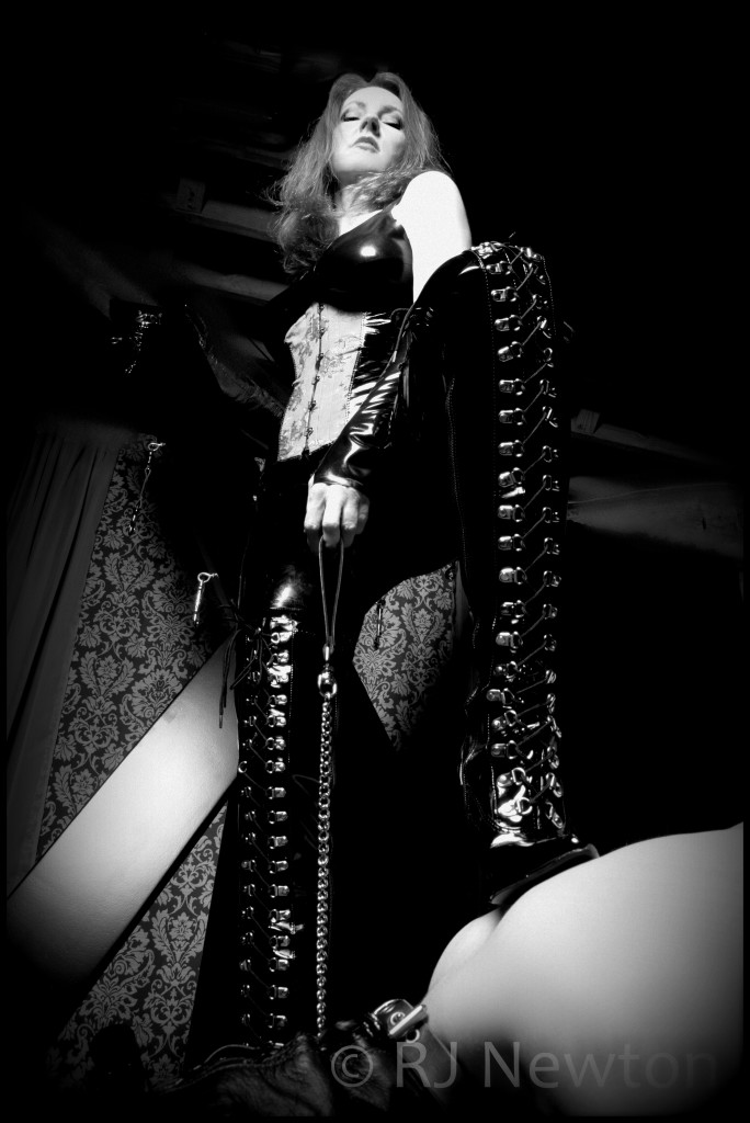 MistressAynDec2014--36e2